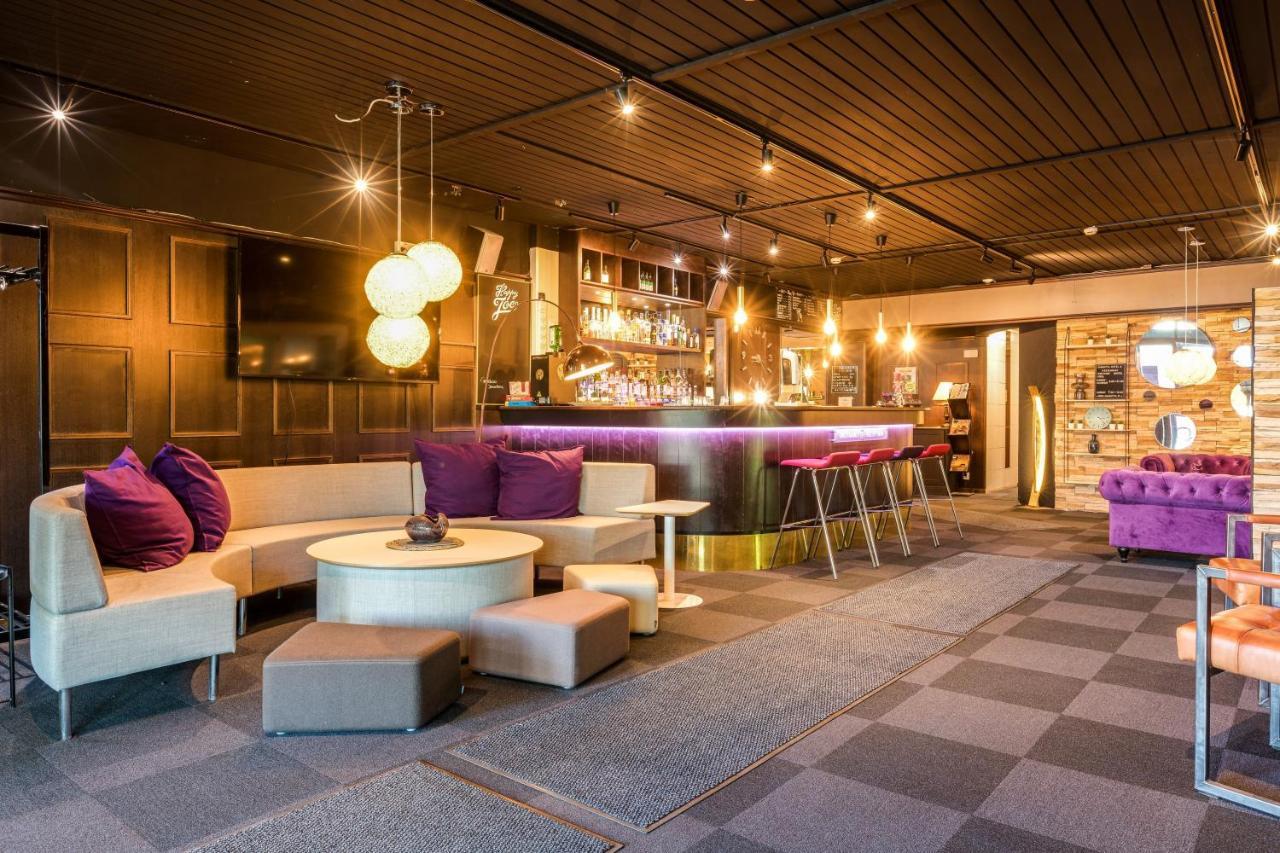 ซาแมนต์ตา โฮเทล แอนด์ เรสเตอรองต์ Hotel Haukipudas ภายนอก รูปภาพ