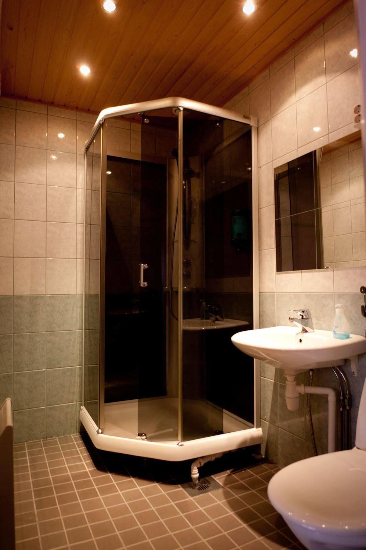 ซาแมนต์ตา โฮเทล แอนด์ เรสเตอรองต์ Hotel Haukipudas ภายนอก รูปภาพ