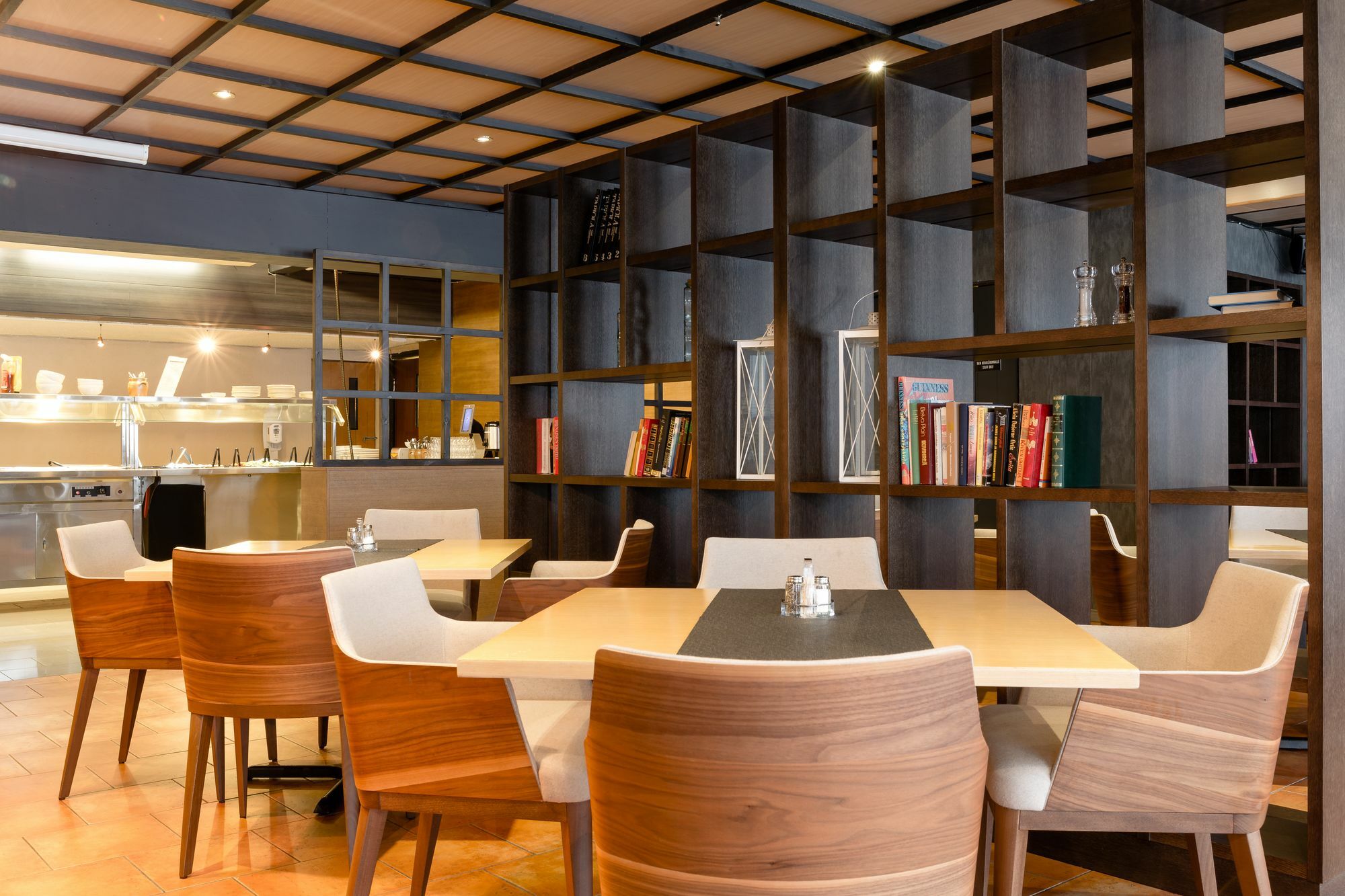 ซาแมนต์ตา โฮเทล แอนด์ เรสเตอรองต์ Hotel Haukipudas ภายนอก รูปภาพ